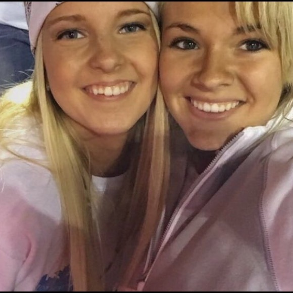 Meet your Posher, Emily - Picture 1 of 1